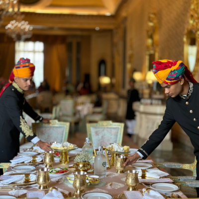 Royal palace dinning